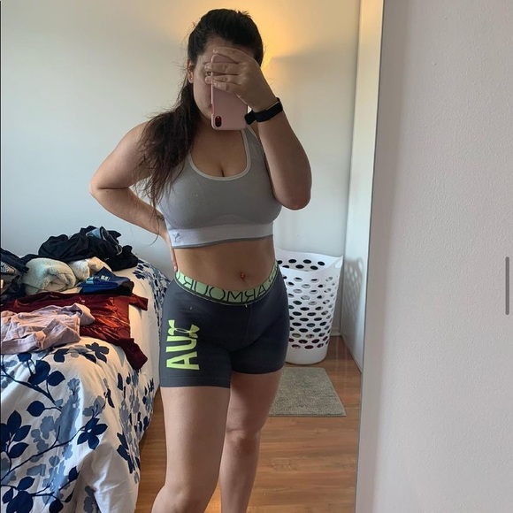 Under Armour Shorts | Underarmour Tight Shorts | Color: Black/Brown | Size: M | Ollishaherault's Closet